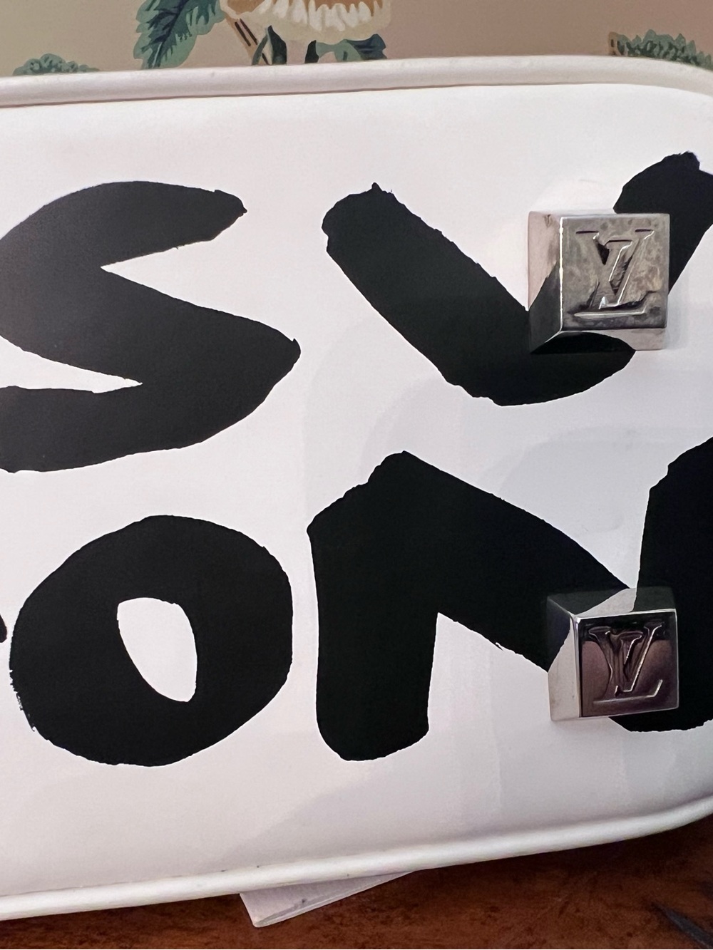 Louis Vuitton White & Black Graffiti Speedy Alma Satchel - Picture 9 of 16